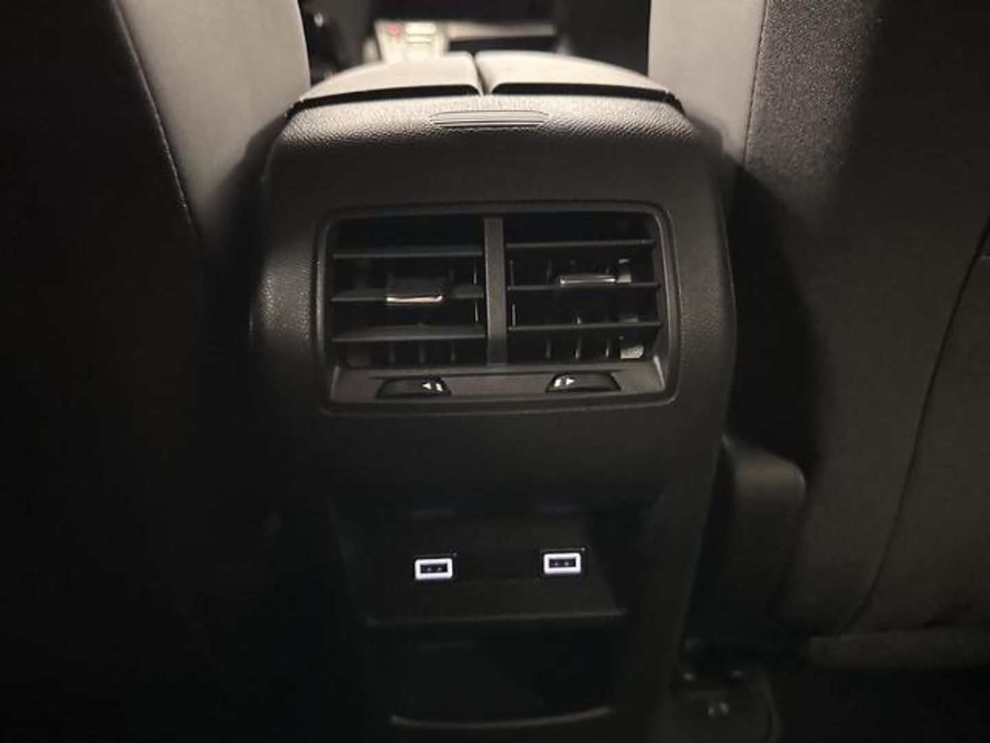 Peugeot e-308 First Edition Eléctrico 115 kW (156 CV)