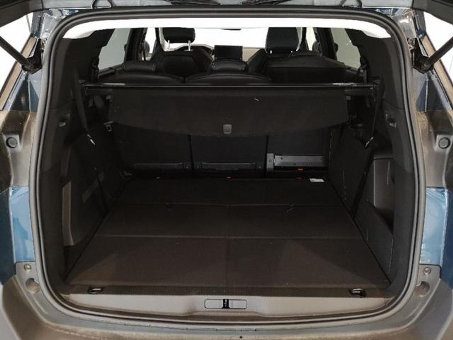 Peugeot 5008 BlueHDI 130 S&S Allure Pack EAT8 96 kW (130 CV)