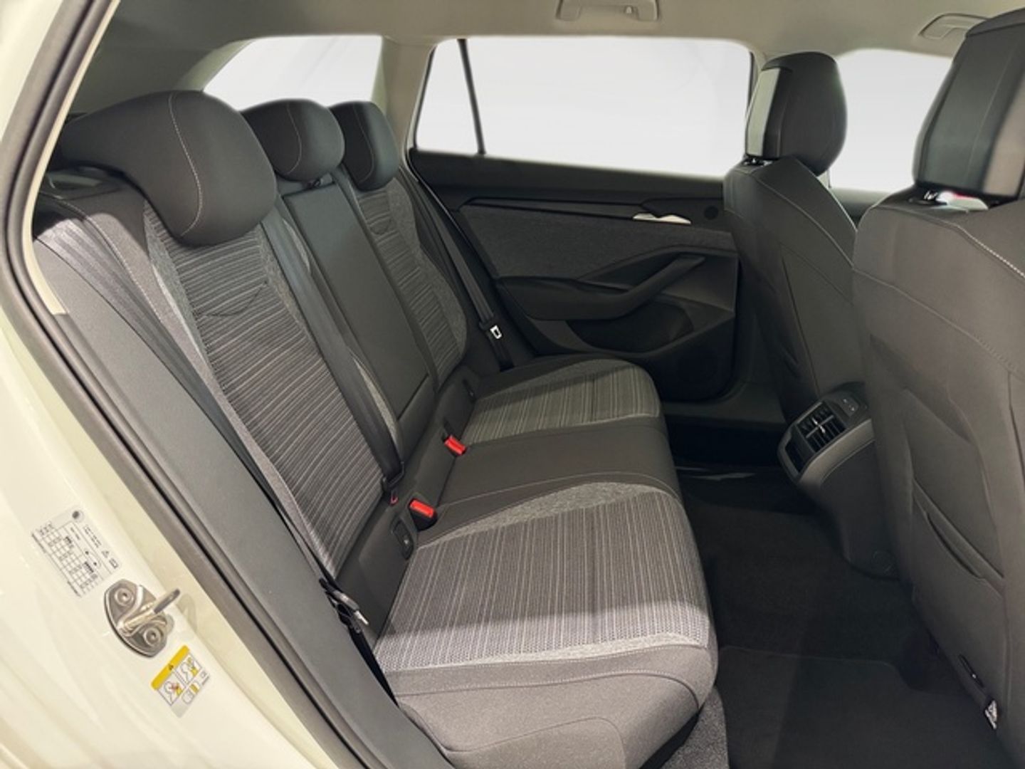 Skoda Superb Combi 1.5 TSI iV P-HEV Selection DSG 150 kW (204 CV)