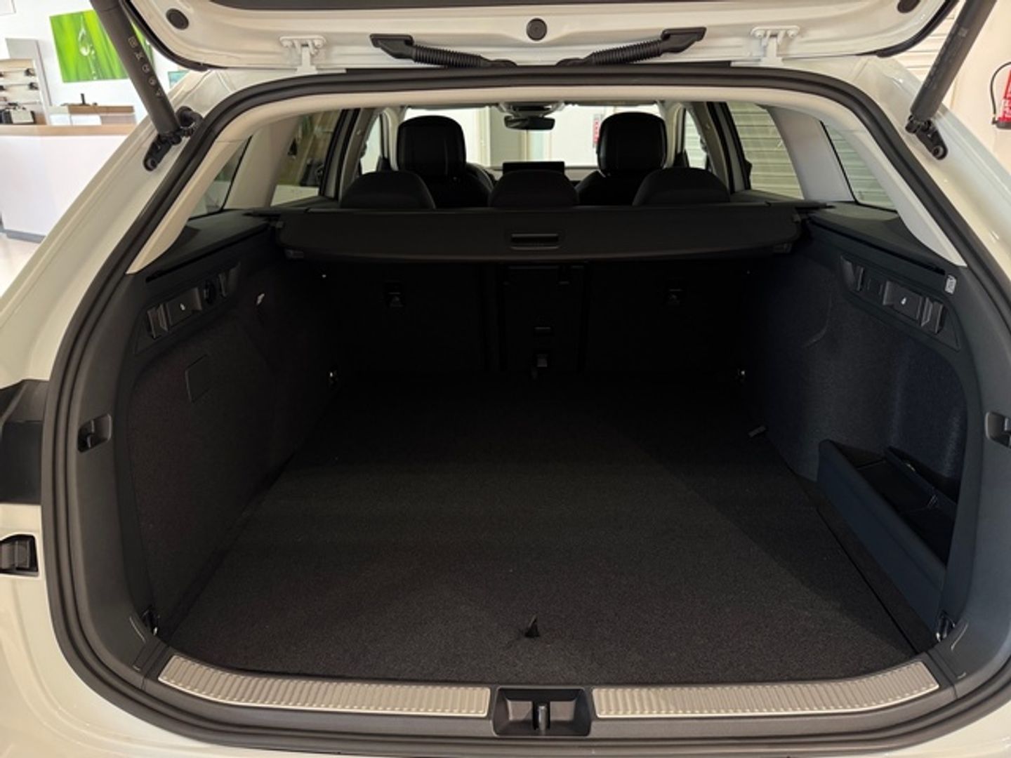 Skoda Superb Combi 1.5 TSI iV P-HEV Selection DSG 150 kW (204 CV)