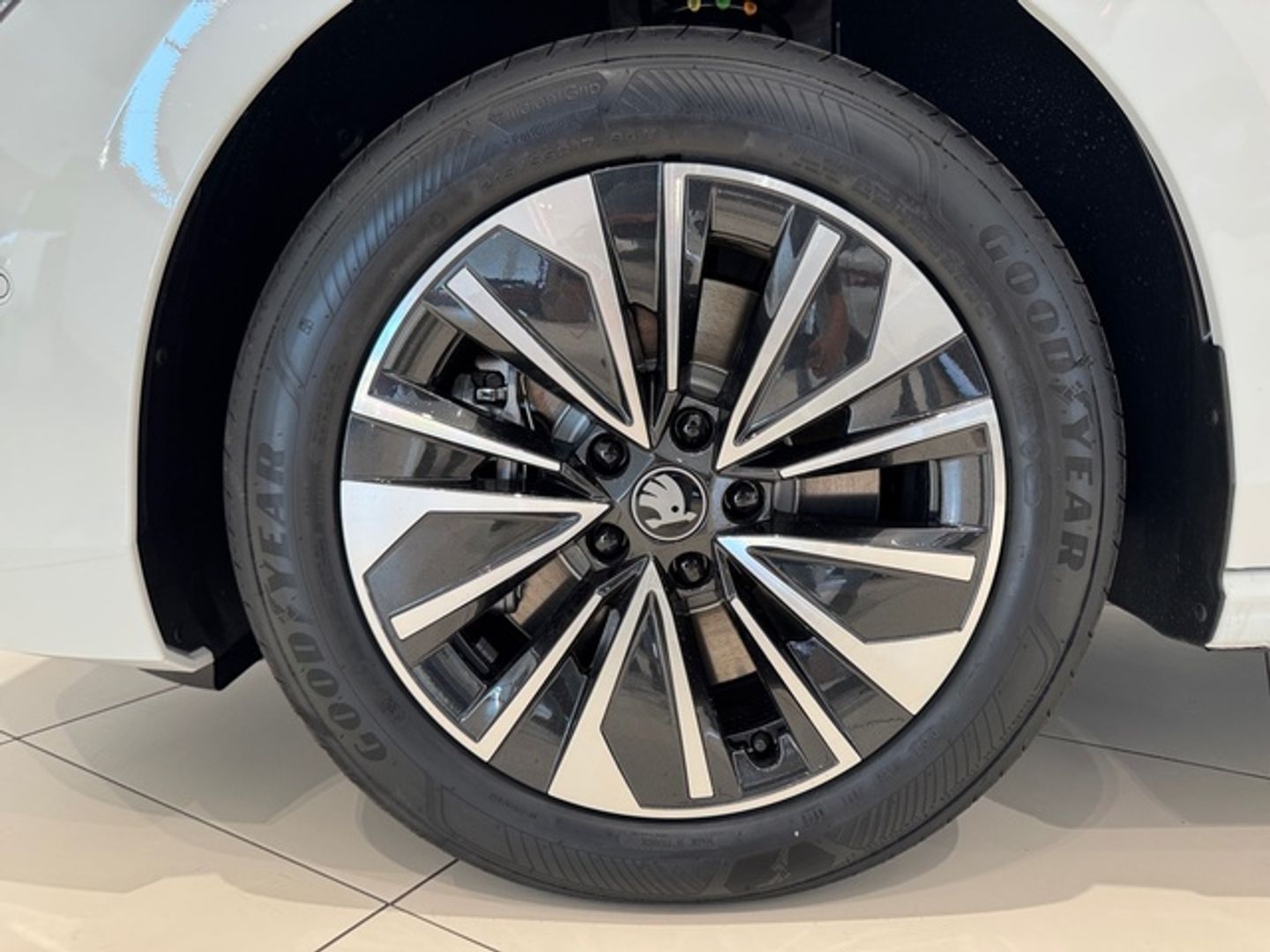 Skoda Superb Combi 1.5 TSI iV P-HEV Selection DSG 150 kW (204 CV)