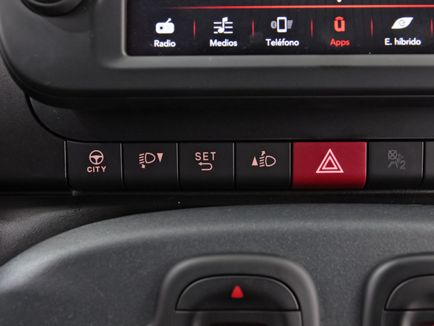 Fiat Panda 1.0 Hybrid Gse HEV Pack Tech + Pack Style 51 kW (70 CV)