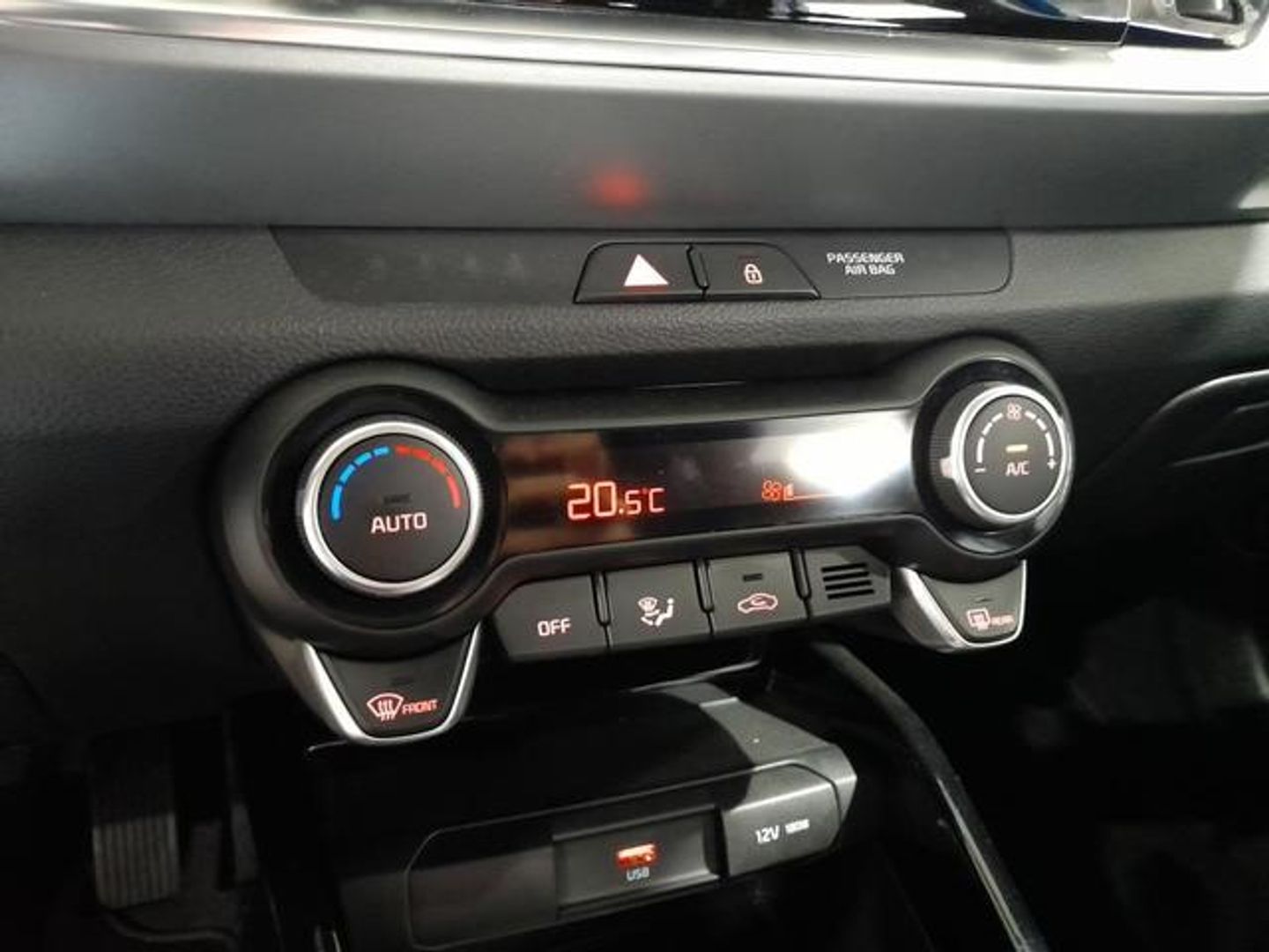 Kia Stonic 1.0 T-GDi MHEV Drive iMT 74 kW (100 CV)