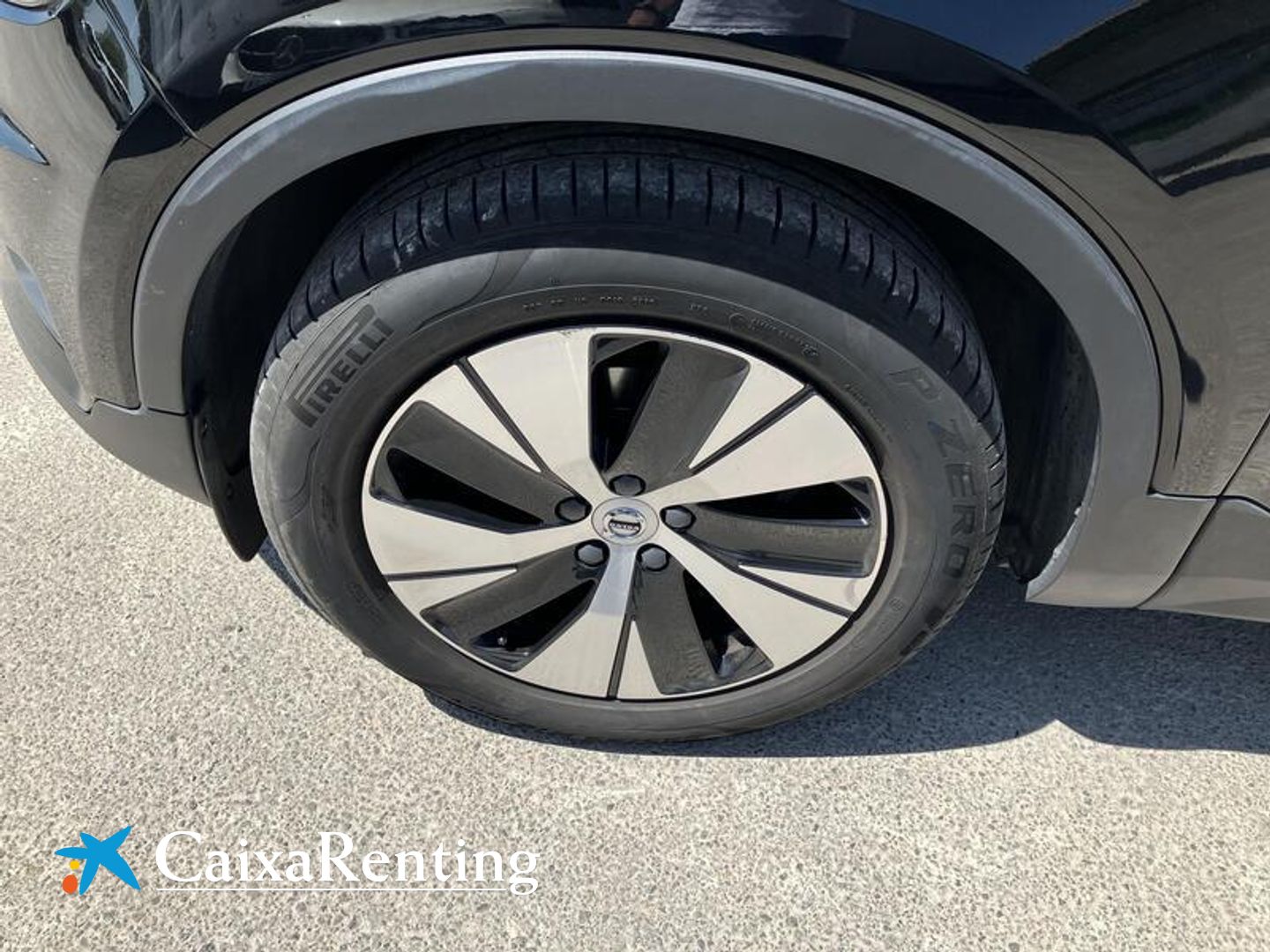 Volvo XC40 T3 Momentum Auto 120 kW (163 CV)