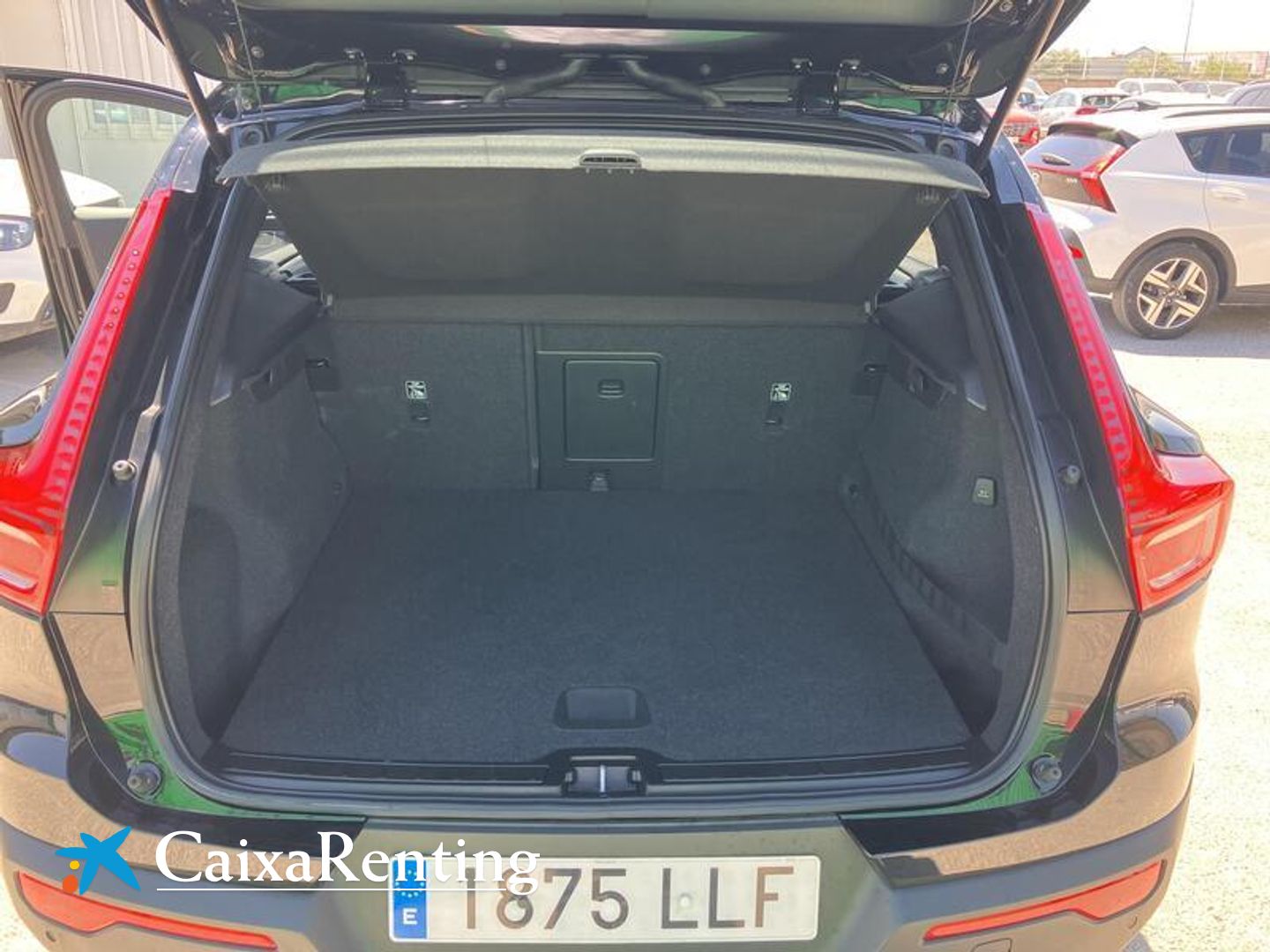 Volvo XC40 T3 Momentum Auto 120 kW (163 CV)