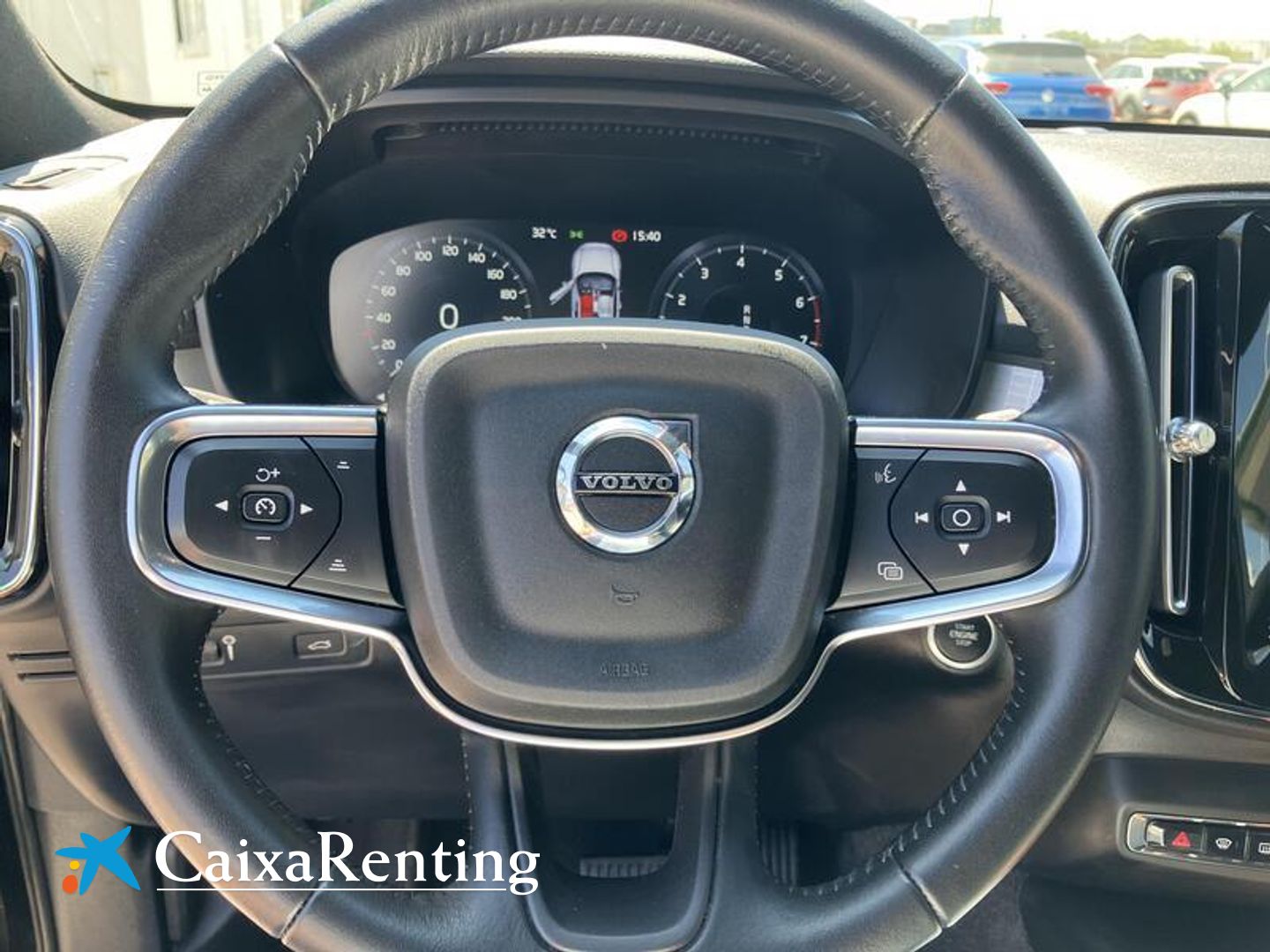 Volvo XC40 T3 Momentum Auto 120 kW (163 CV)