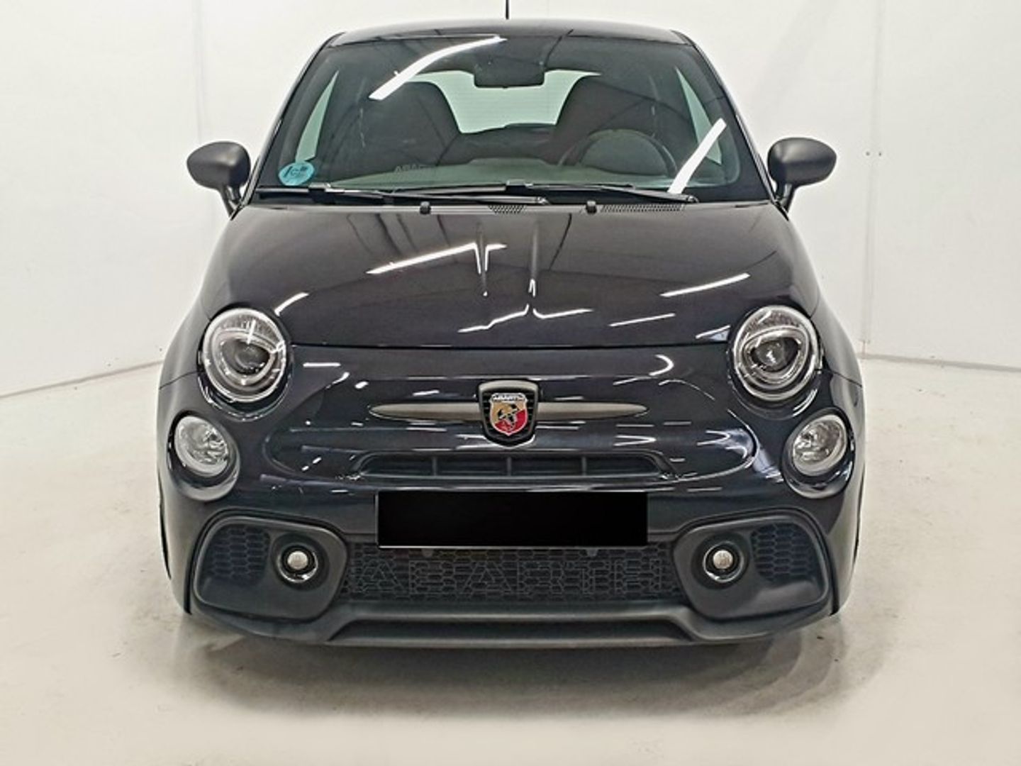 Abarth 500 1.4 16v T-Jet 695 132 kW (180 CV)