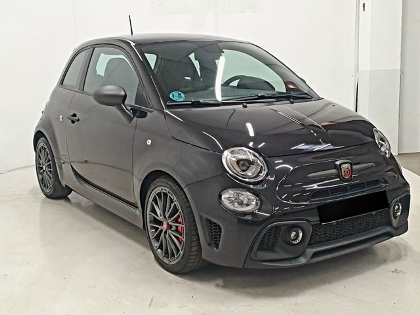 Abarth 500 1.4 16v T-Jet 695 132 kW (180 CV)
