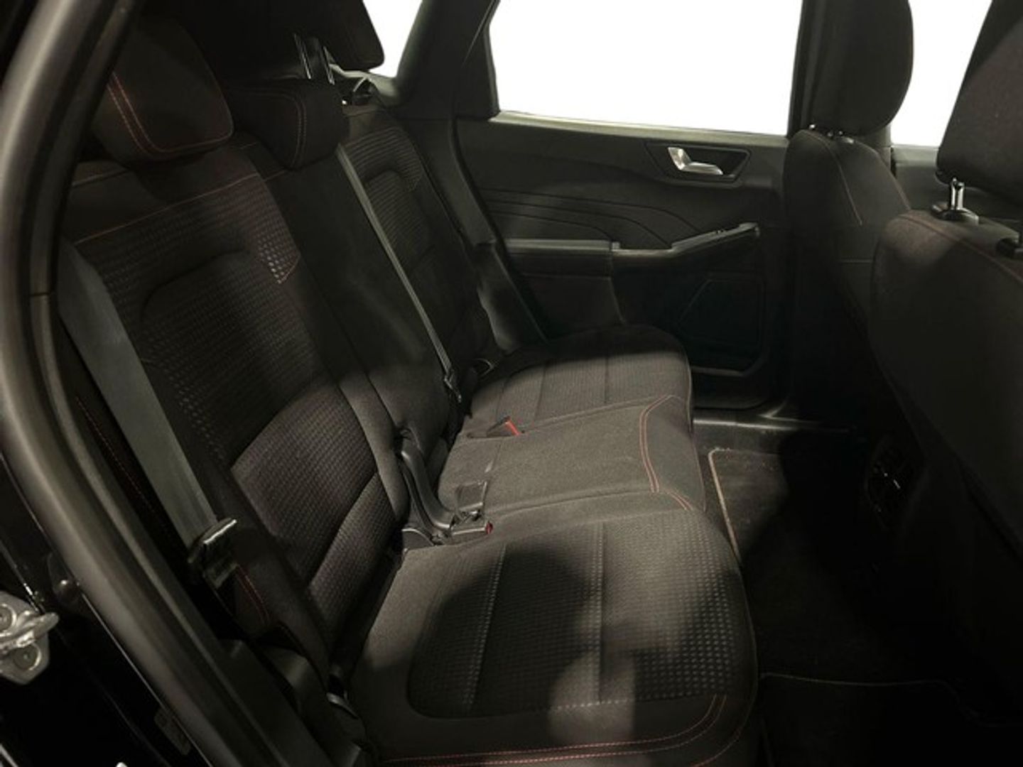 Ford Kuga 2.5 Duratec FHEV ST-Line Auto 140 kW (190 CV)