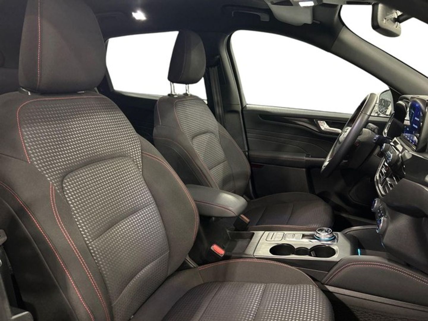 Ford Kuga 2.5 Duratec FHEV ST-Line Auto 140 kW (190 CV)