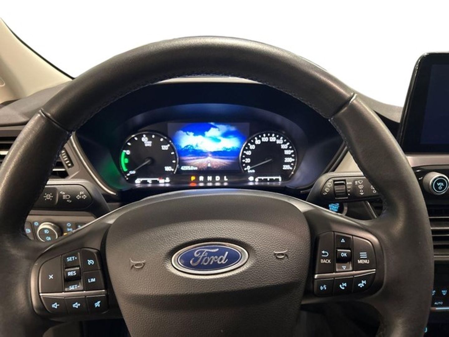 Ford Kuga 2.5 Duratec FHEV Titanium Auto 140 kW (190 CV)