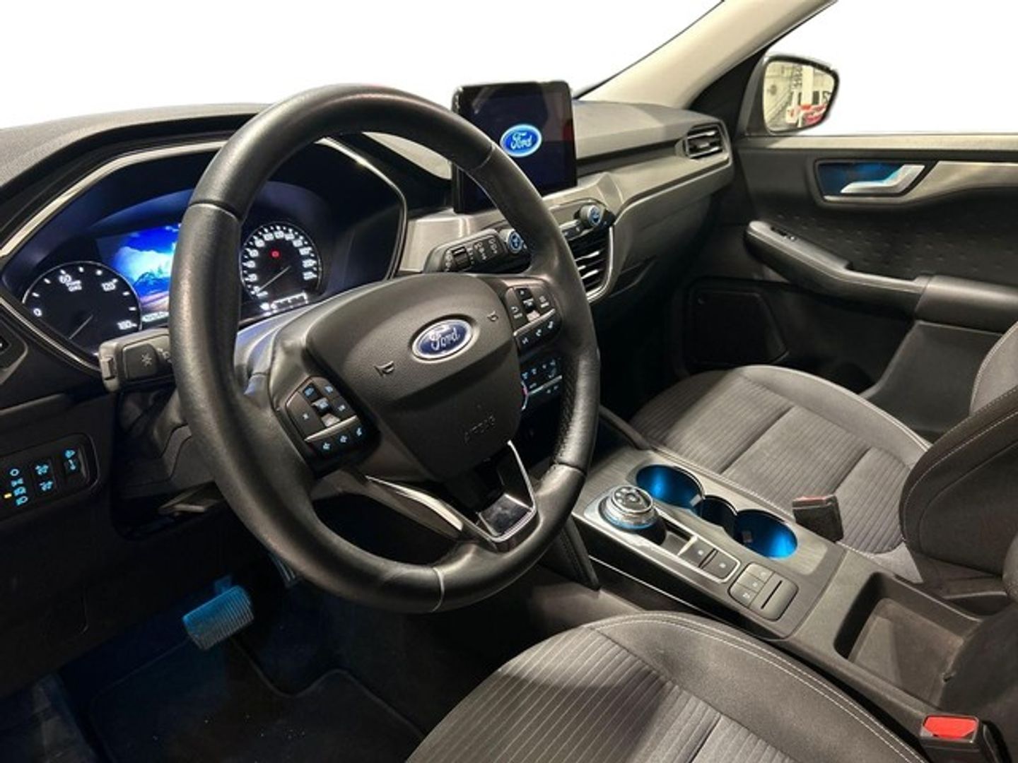 Ford Kuga 2.5 Duratec FHEV Titanium Auto 140 kW (190 CV)