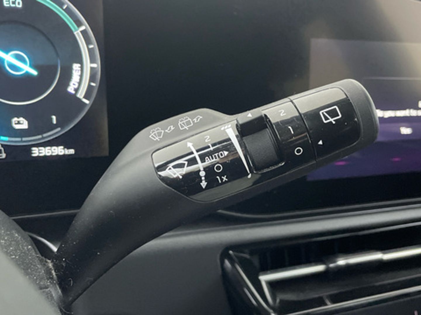 Kia Niro 1.6 GDi HEV Híbrido Emotion 104 kW (141 CV)