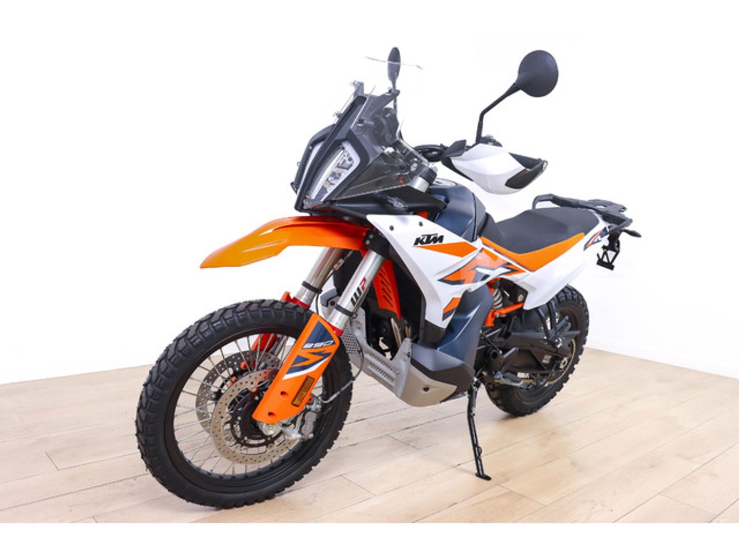 KTM Adventure R 890