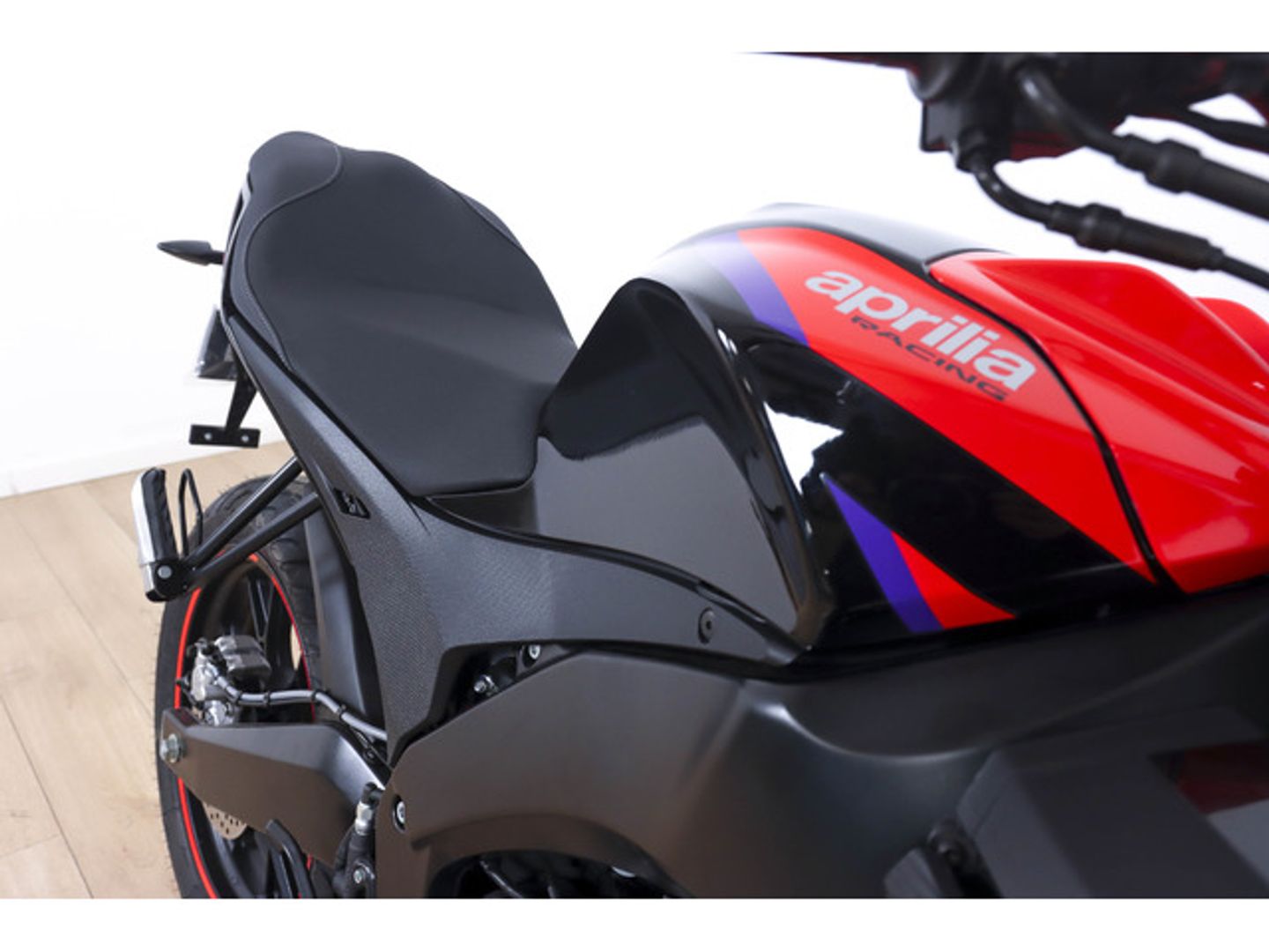 Aprilia Tuono 125