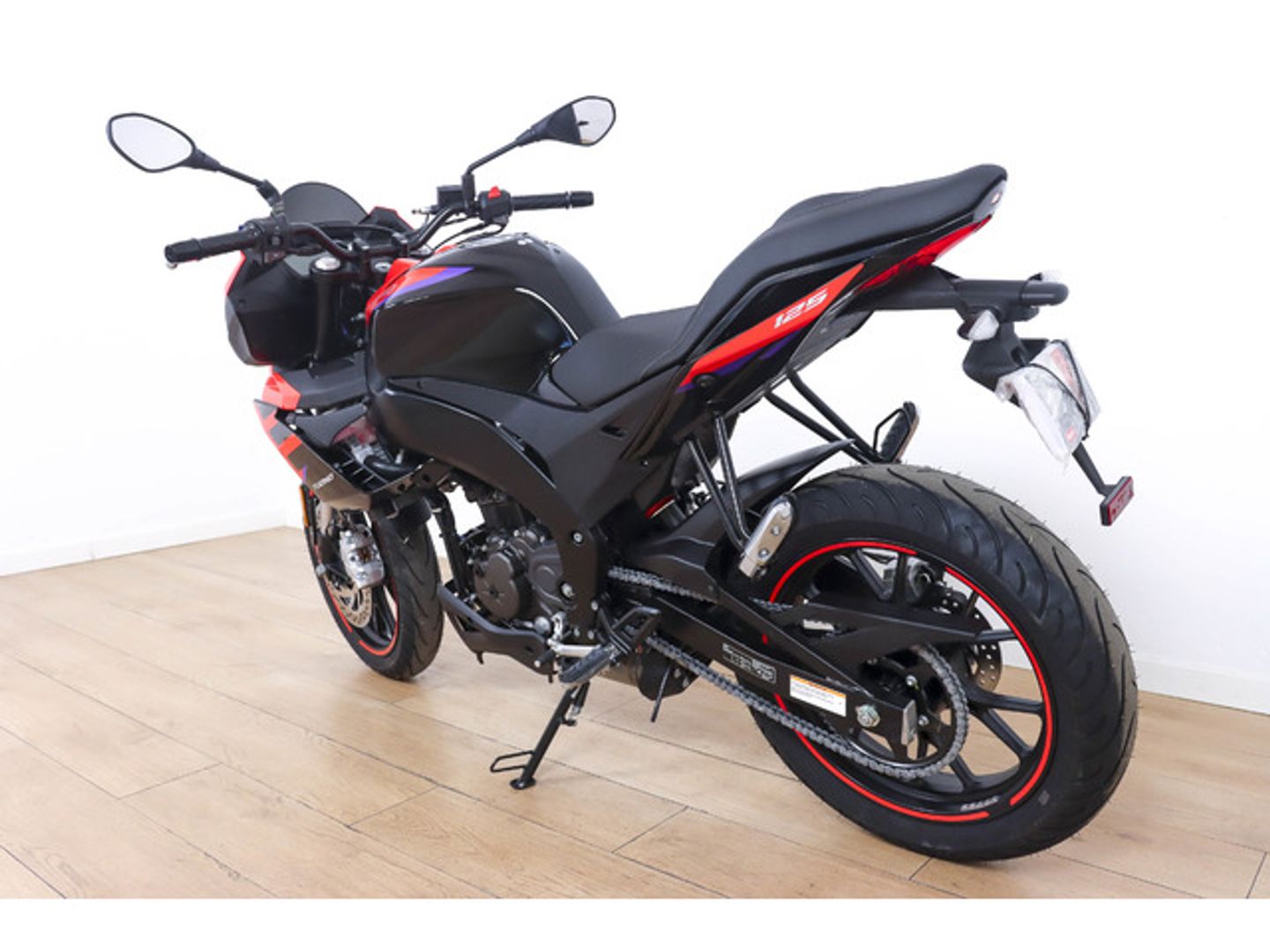 Aprilia Tuono 125