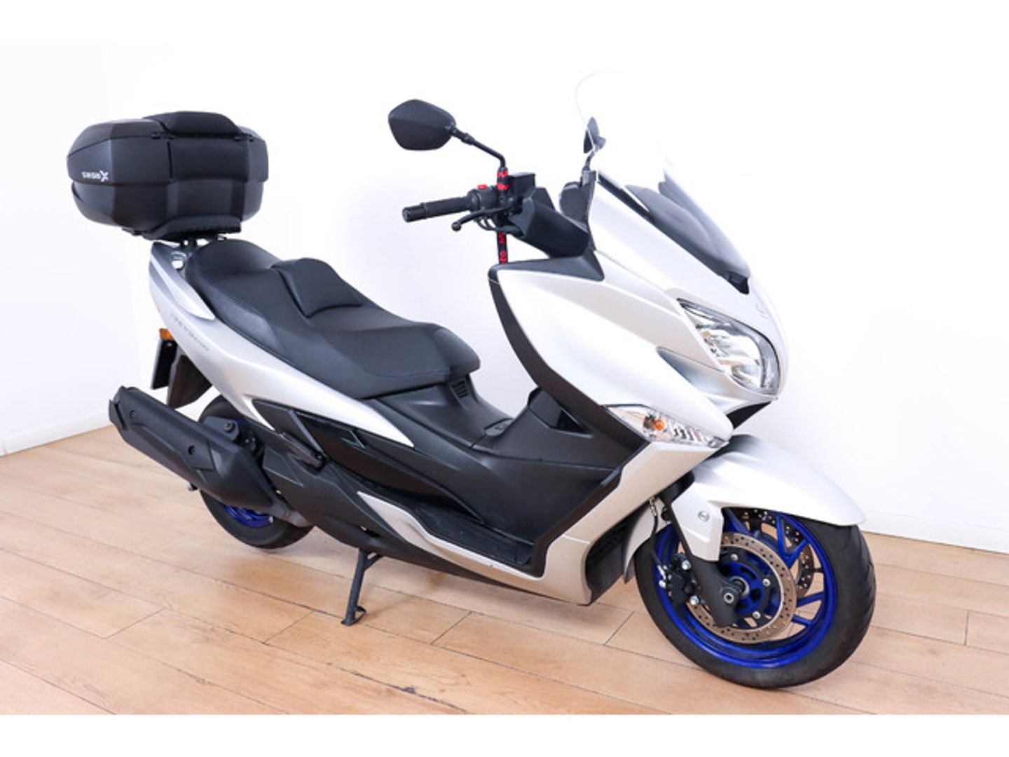 Suzuki Burgman 400