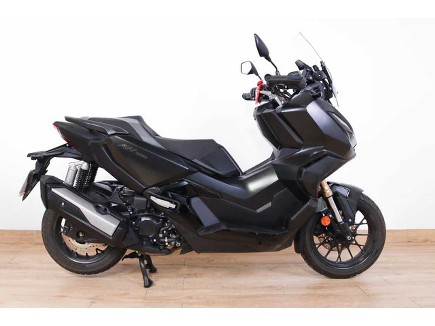 Honda ADV350 Negro Motorcycle