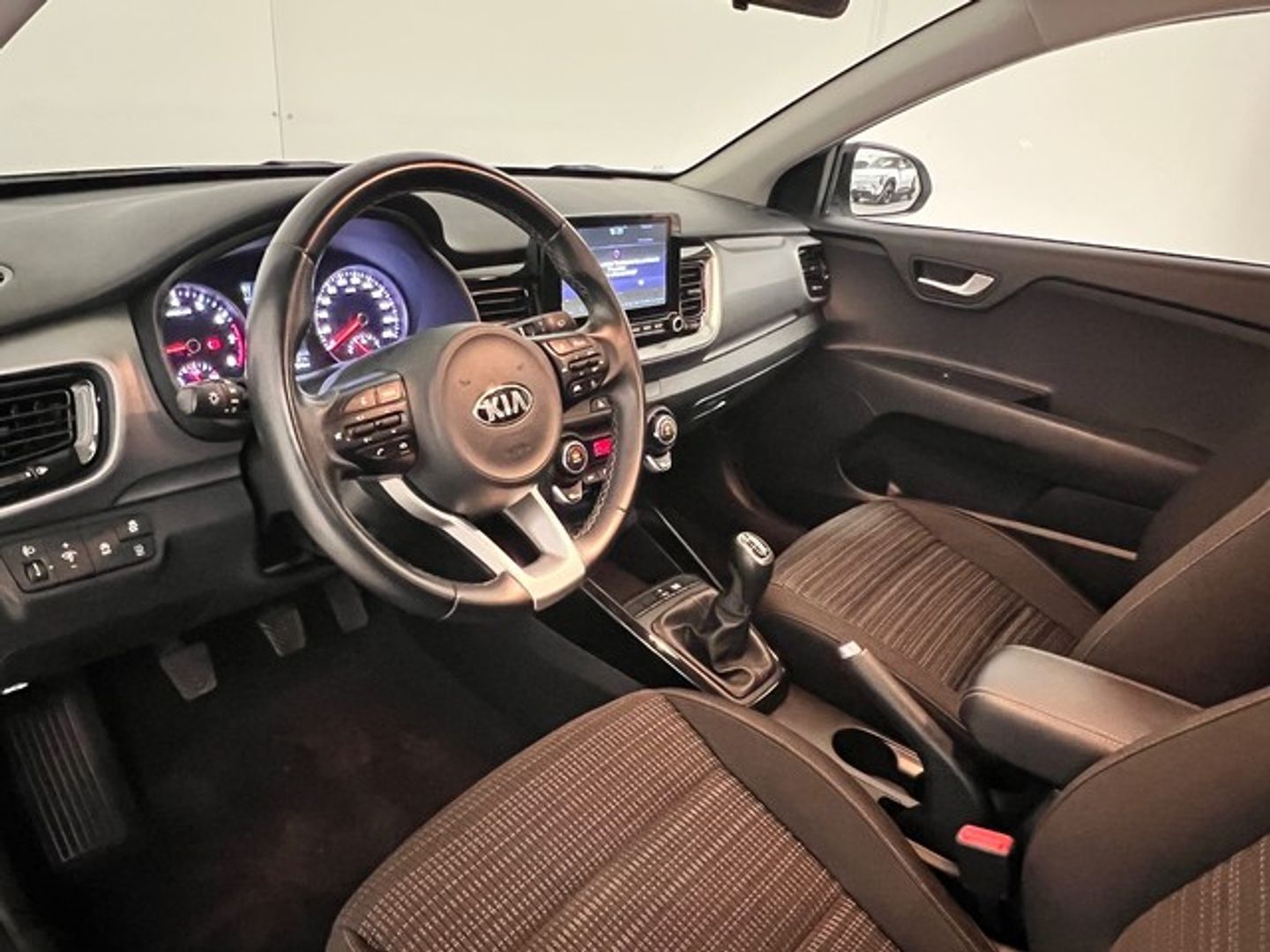 Kia Stonic 1.0 T-GDi MHEV Drive iMT 74 kW (100 CV)