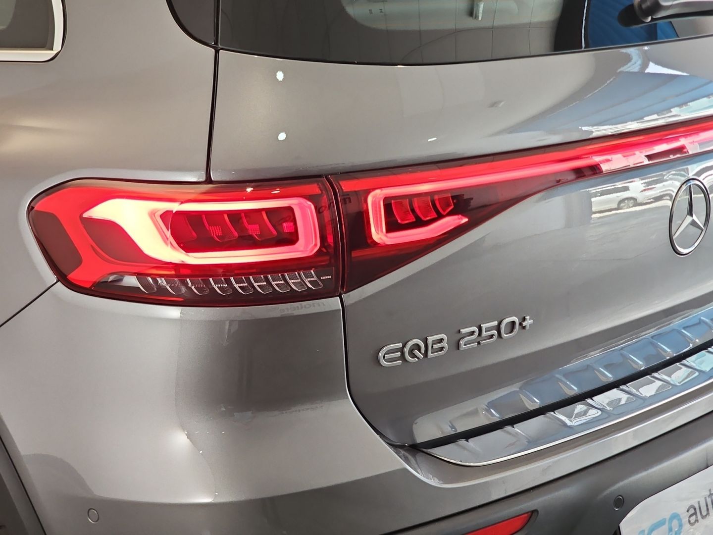 Mercedes-Benz EQB EQB 250+ 140 kW (190 CV)