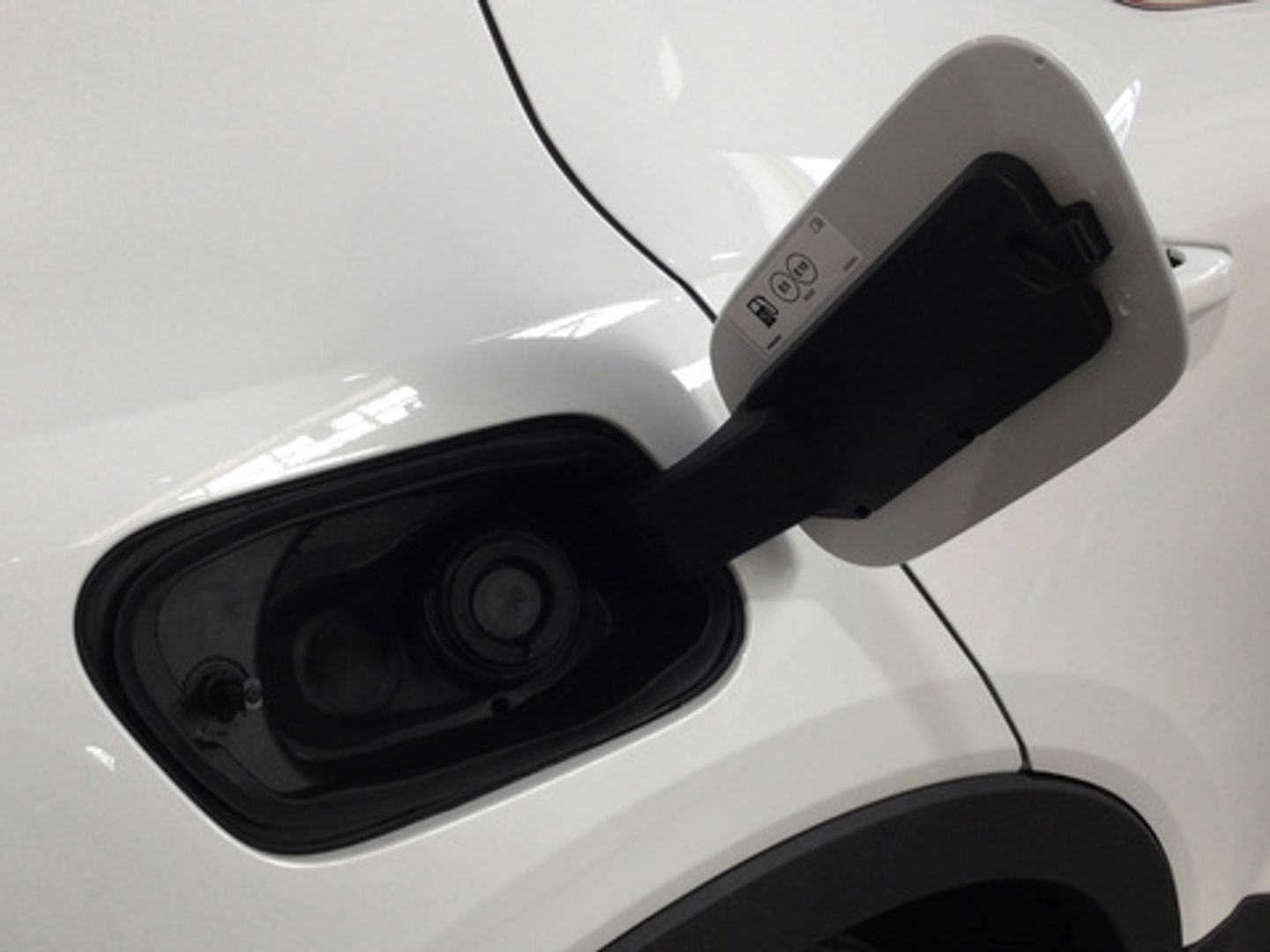 Volvo XC40 T4 PHEV Recharge Core Auto 155 kW (211 CV)
