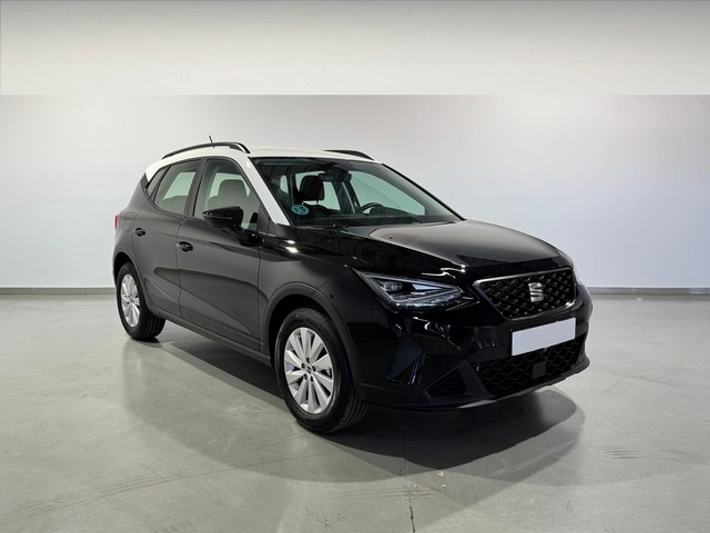 SEAT Arona 1.0 TSI Style XM 81 kW (110 CV) Negro All Terrain / Pick-up