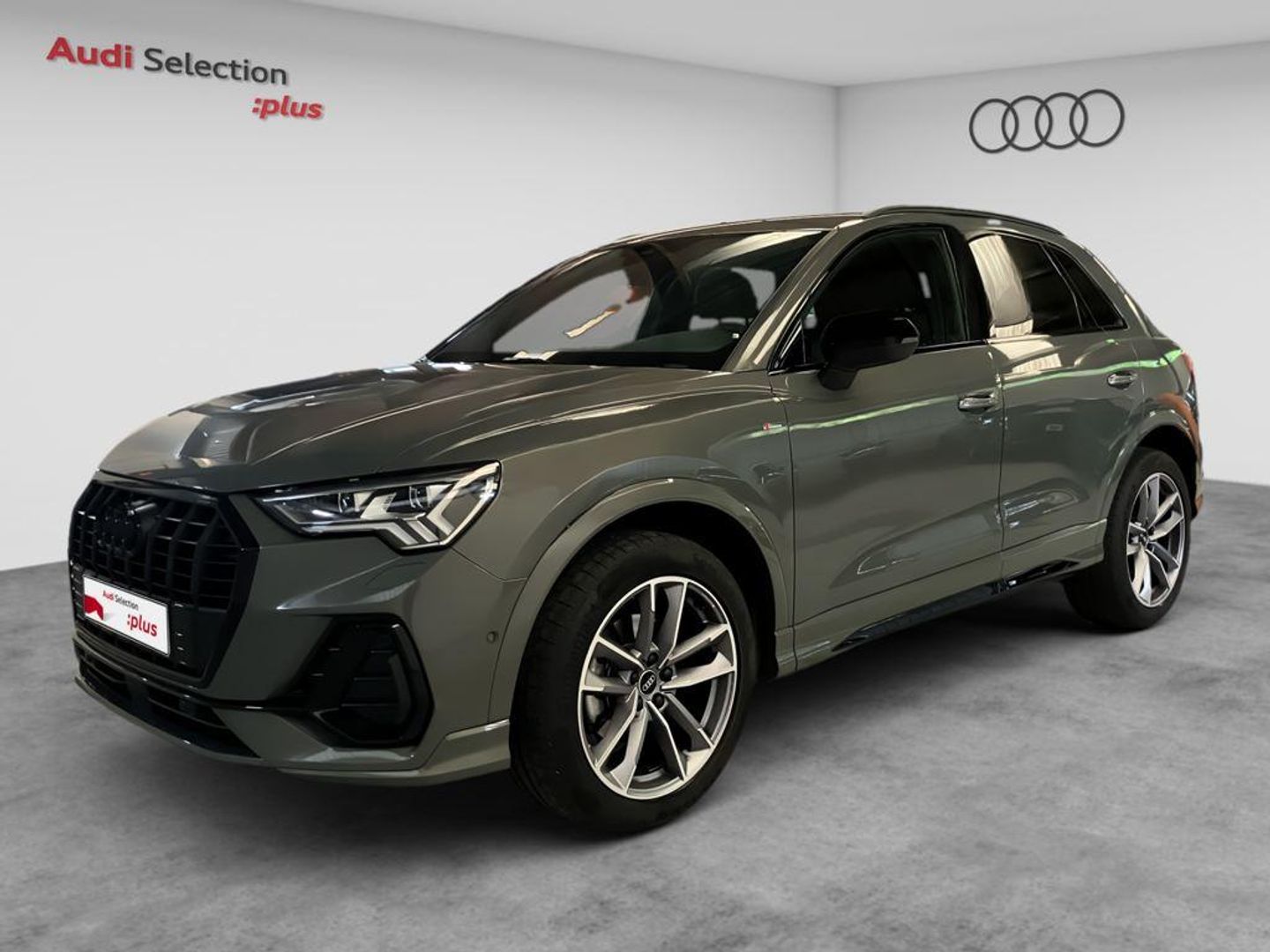 Audi Q3 Black line 35 TFSI 110 kW (150 CV) S tronic Gris SUV