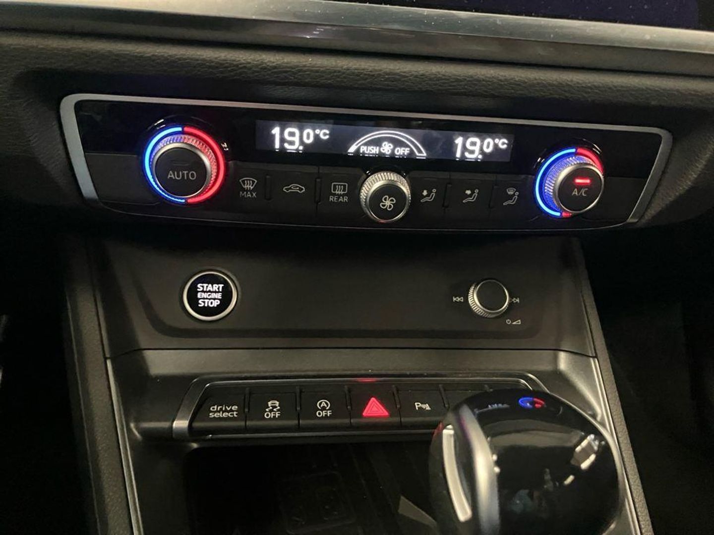 Audi Q3 Black line 35 TFSI 110 kW (150 CV) S tronic