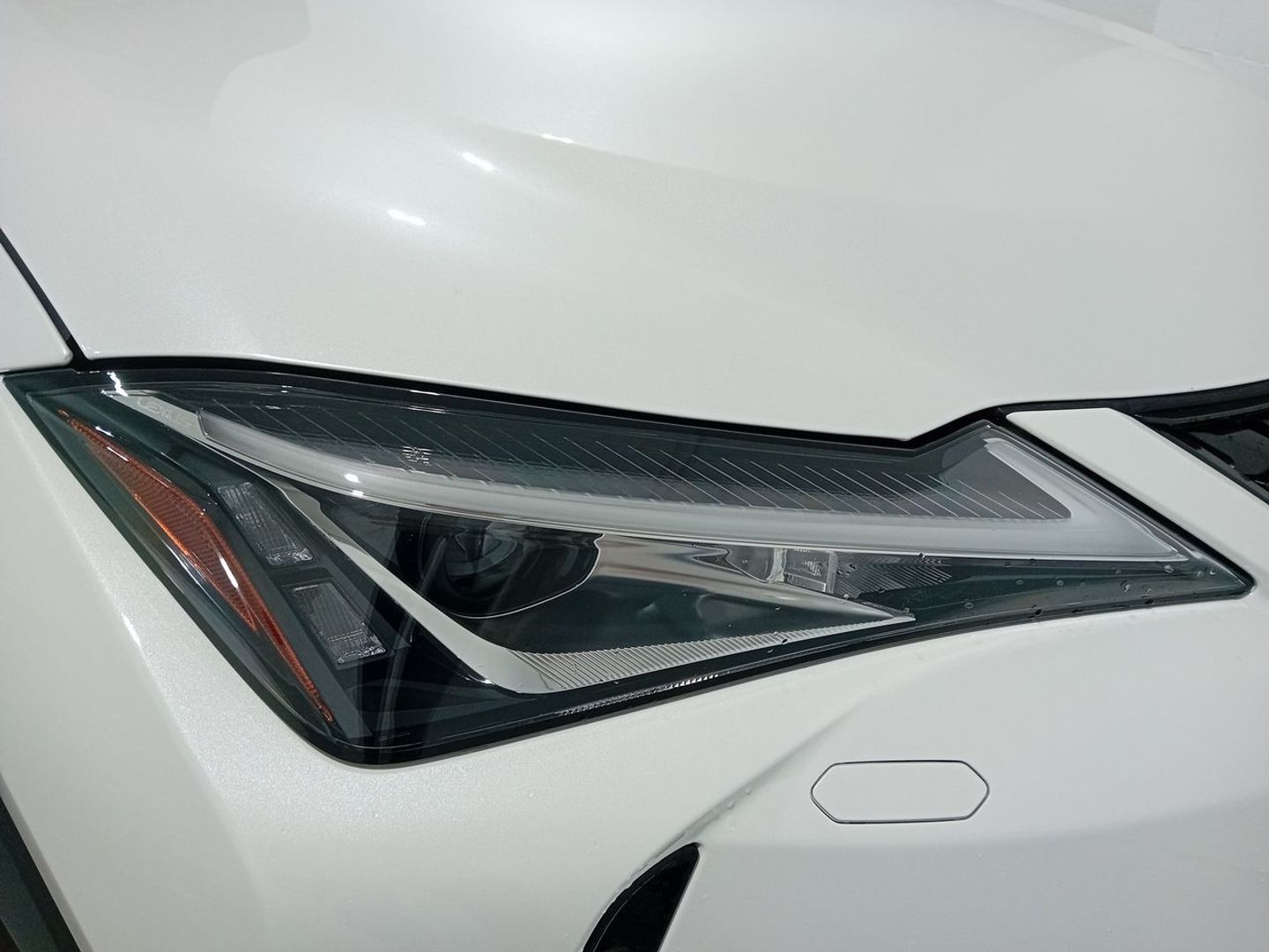 Lexus UX UX 250h Business 2WD 135 kW (184 CV)