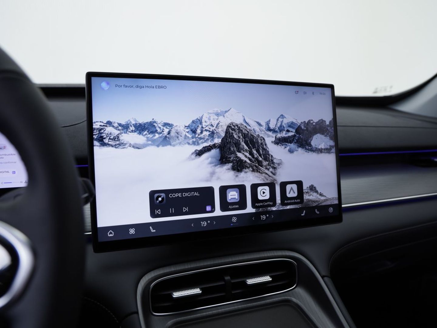 Ebro S800 1.6 TGDI Luxury DCT 108 kW (147 CV)