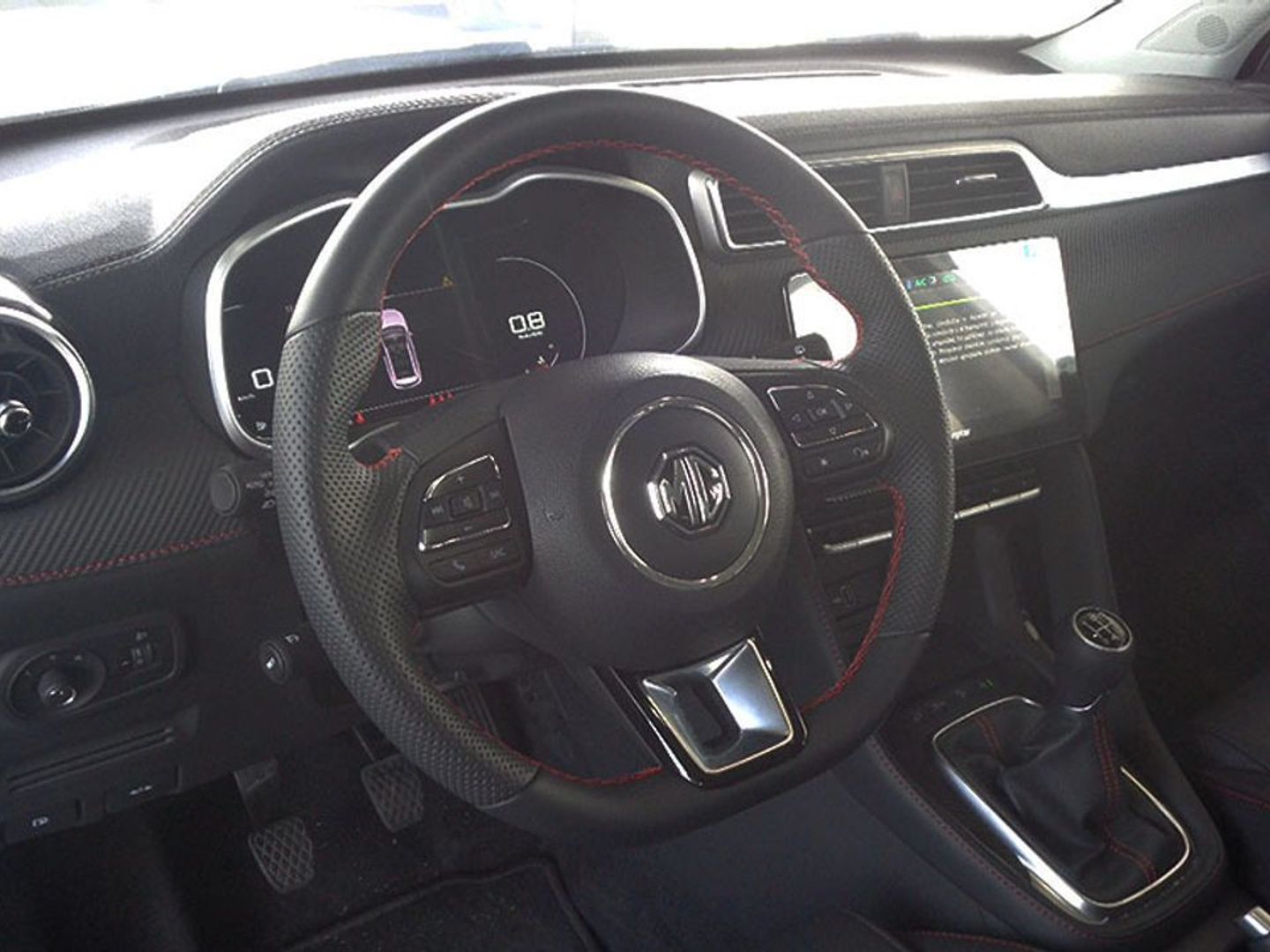 MG ZS 1.5 Luxury 78 kW (106 CV)