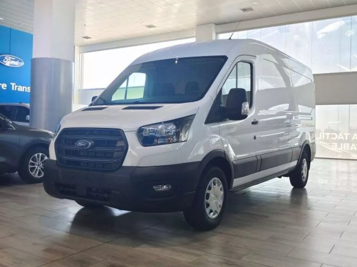 Ford Transit Furgon 350 L3H2 Trend 96 kW (130 CV)
