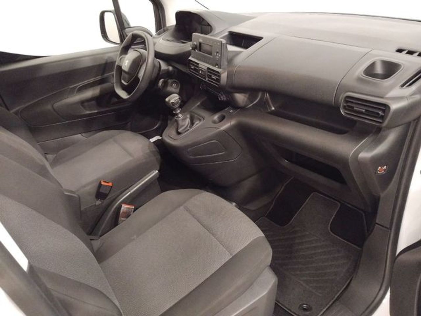 Peugeot Rifter Active Pack Business Standard BlueHDi 73 kW (100 CV)