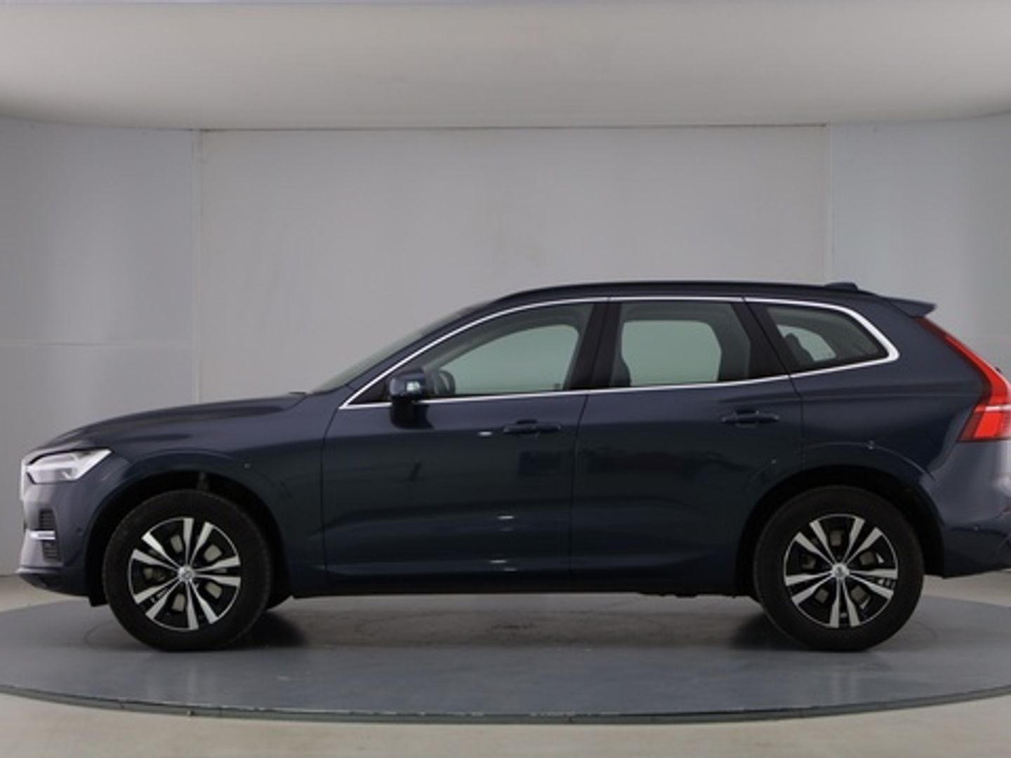 Volvo XC60 B4 D Momentum Pro Auto 145 kW (197 CV)