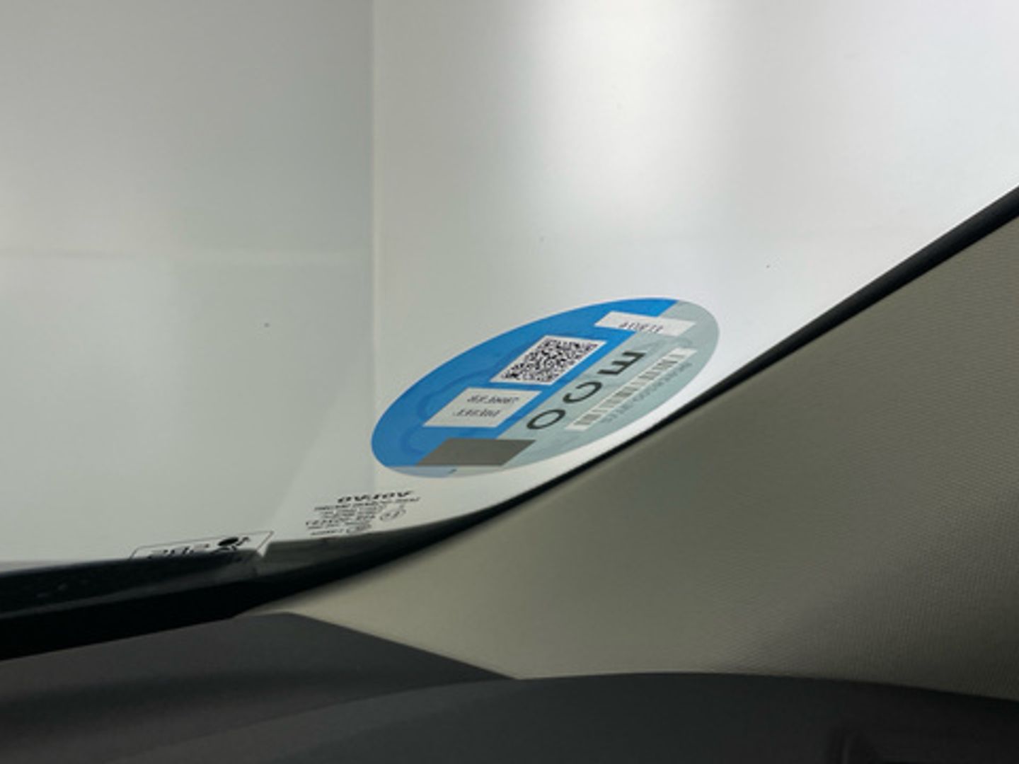 Volvo XC60 B4 D Momentum Pro Auto 145 kW (197 CV)
