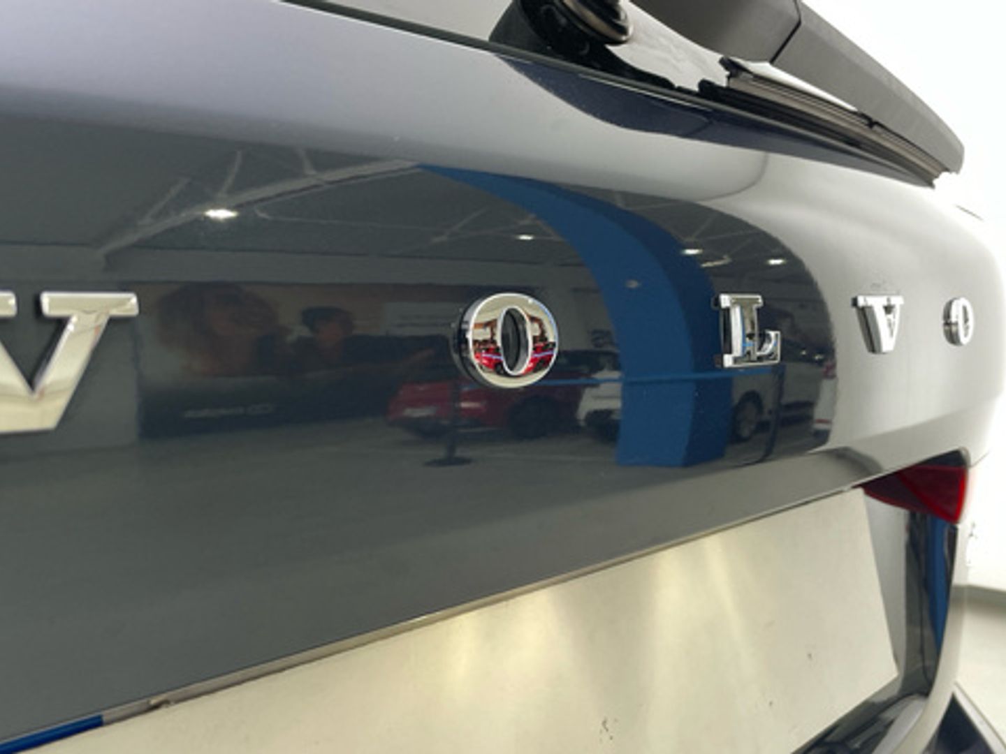 Volvo XC60 B4 D Momentum Pro Auto 145 kW (197 CV)