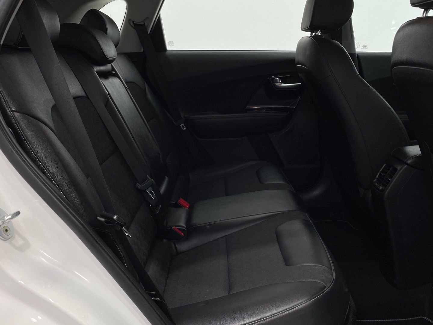 Kia Niro 1.6 GDi HEV Híbrido Drive 104 kW (141 CV)