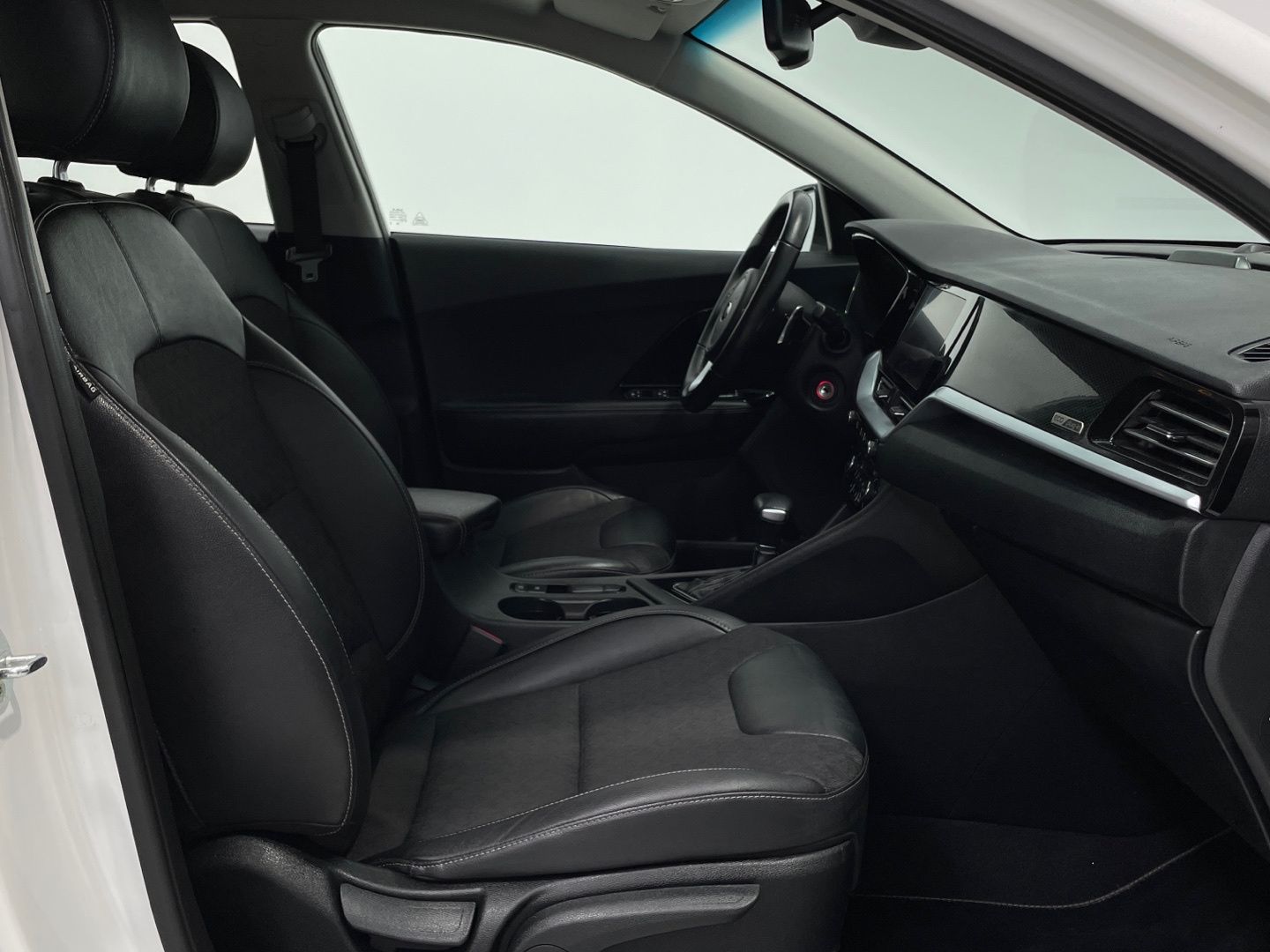 Kia Niro 1.6 GDi HEV Híbrido Drive 104 kW (141 CV)