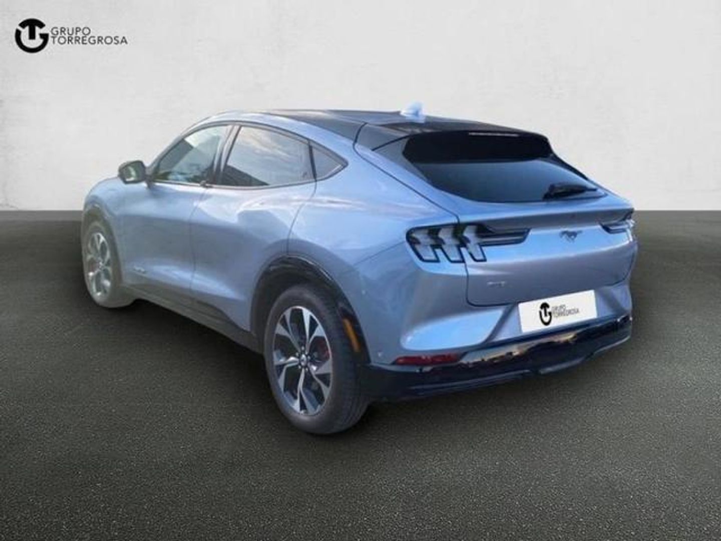 Ford Mustang Mach-E AWD Batería 98.8Kwh 258 kW (351 CV)
