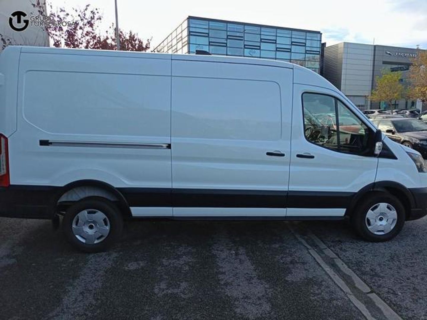 Ford Transit Furgon 350 L3H2 Trend 96 kW (130 CV)