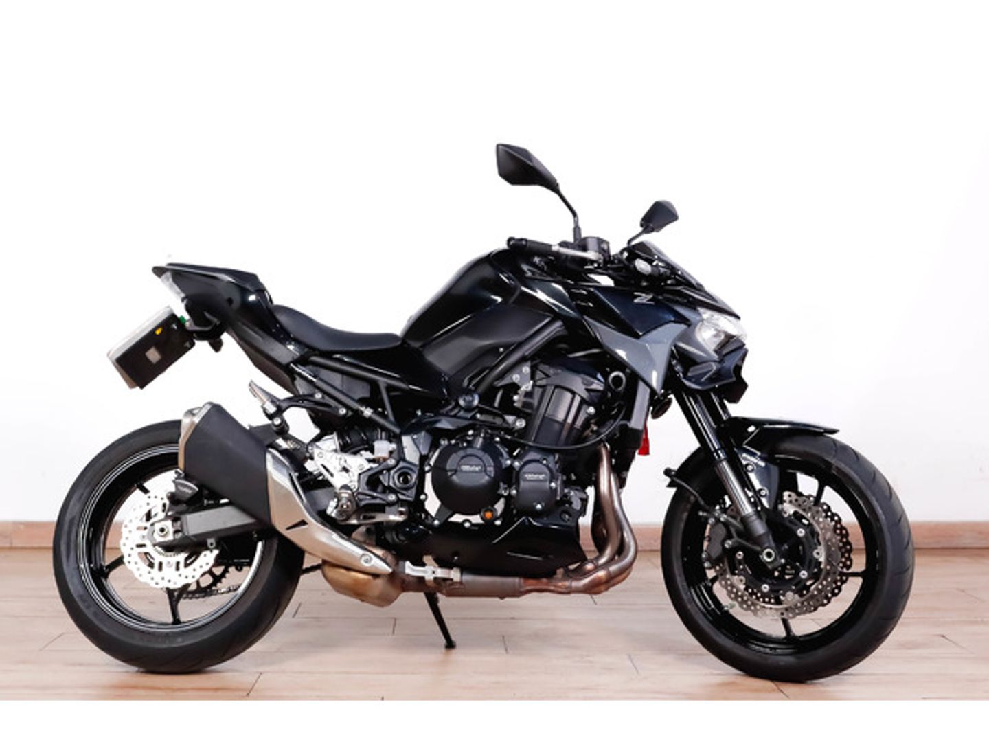 Kawasaki Z900/A2 Negro Motorcycle