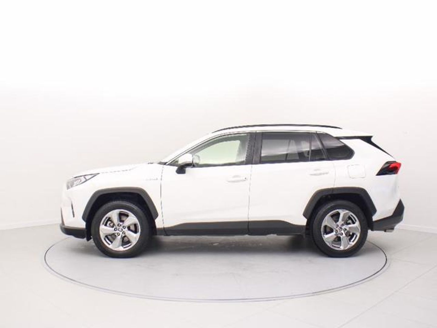 Toyota Rav4 2.5l hybrid Advance 4WD 163 kW (222 CV)