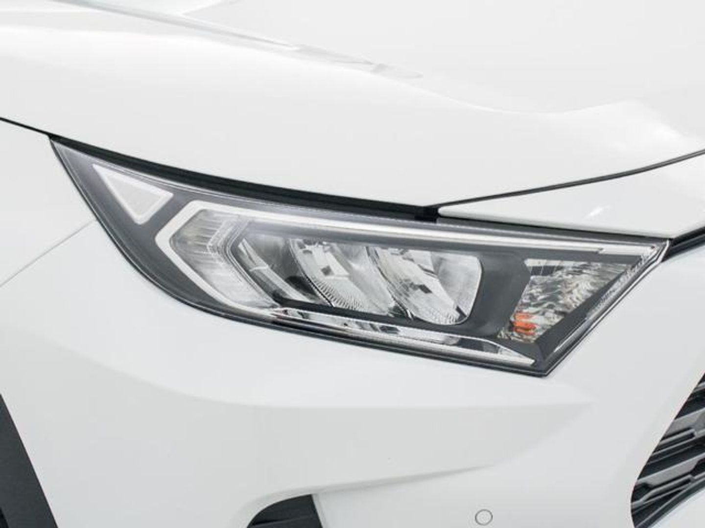 Toyota Rav4 2.5l hybrid Advance 4WD 163 kW (222 CV)