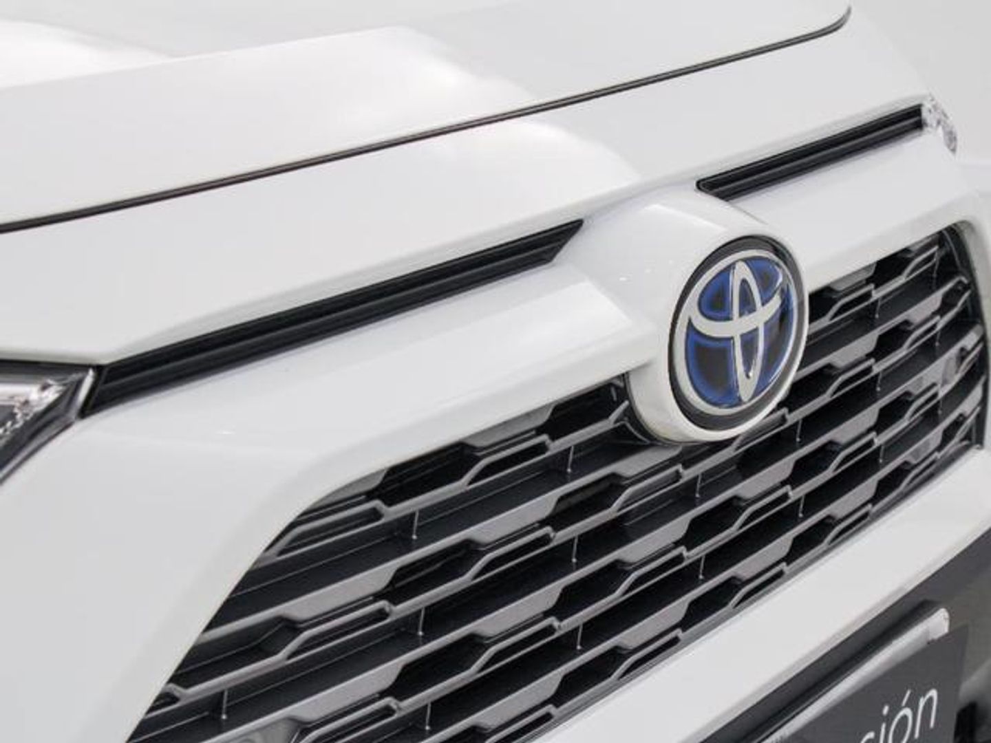 Toyota Rav4 2.5l hybrid Advance 4WD 163 kW (222 CV)