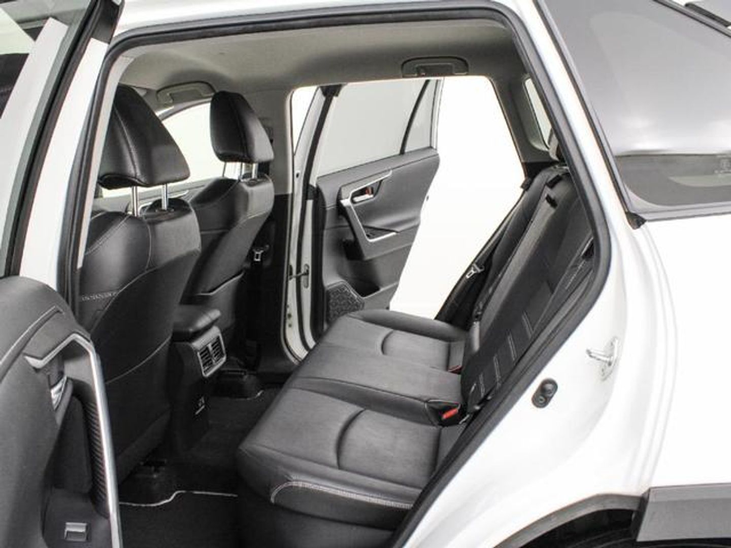 Toyota Rav4 2.5l hybrid Advance 4WD 163 kW (222 CV)