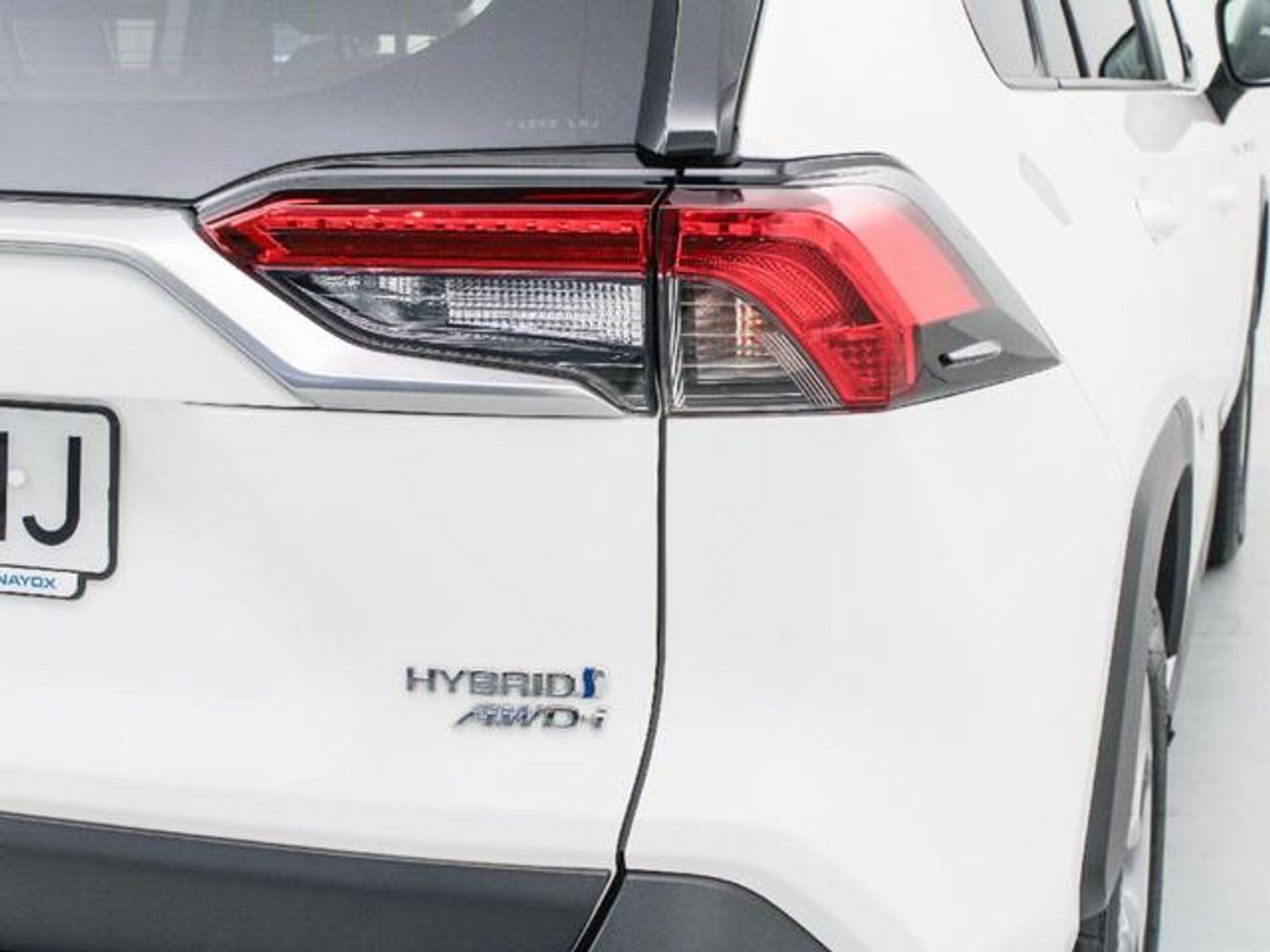 Toyota Rav4 2.5l hybrid Advance 4WD 163 kW (222 CV)