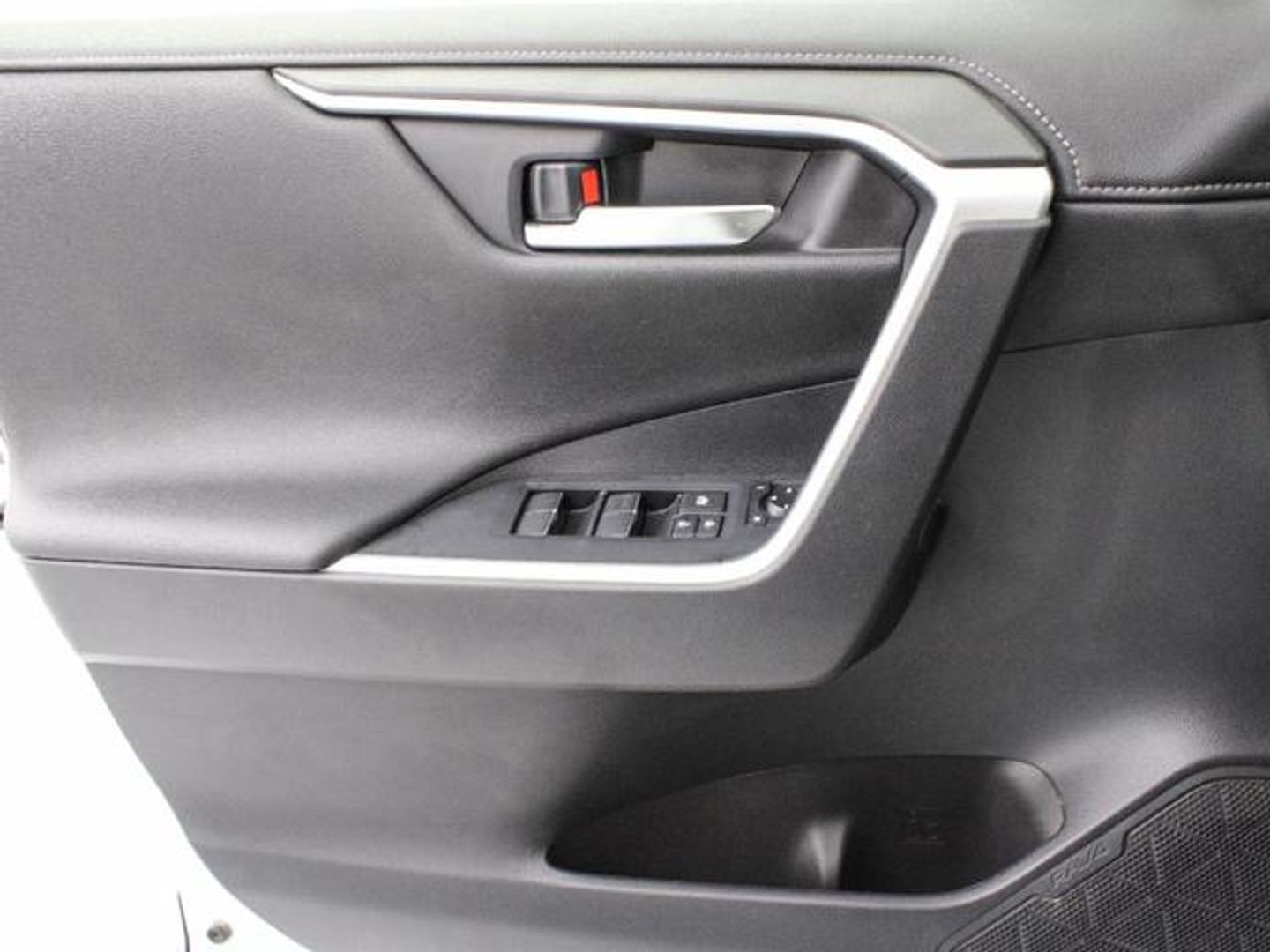 Toyota Rav4 2.5l hybrid Advance 4WD 163 kW (222 CV)