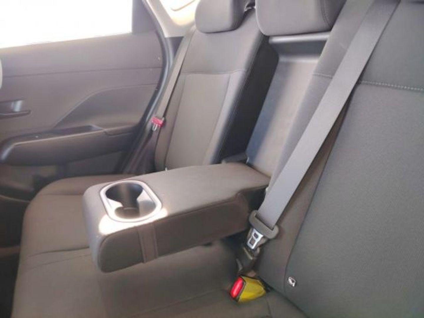 Hyundai Kona 1.6 GDI HEV Maxx DCT 104 kW (141 CV)