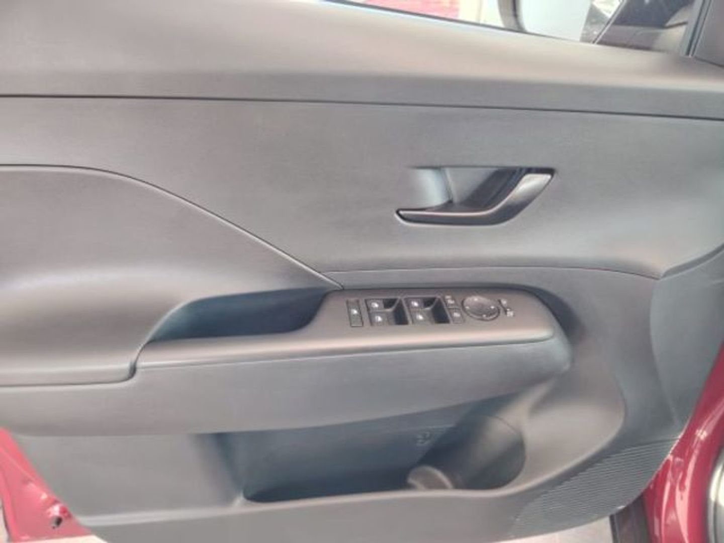 Hyundai Kona 1.6 GDI HEV Maxx DCT 104 kW (141 CV)