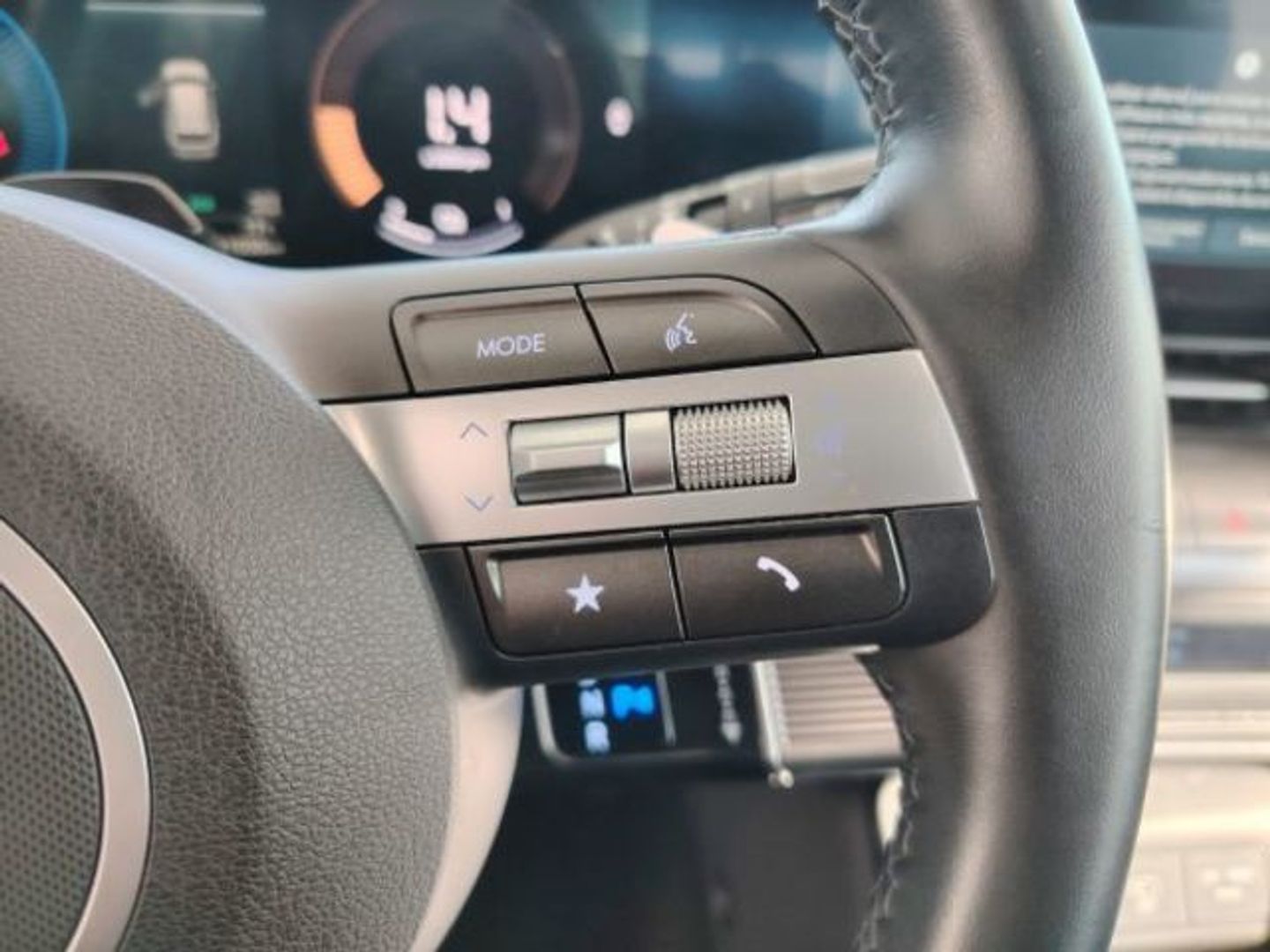 Hyundai Kona 1.6 GDI HEV Maxx DCT 104 kW (141 CV)